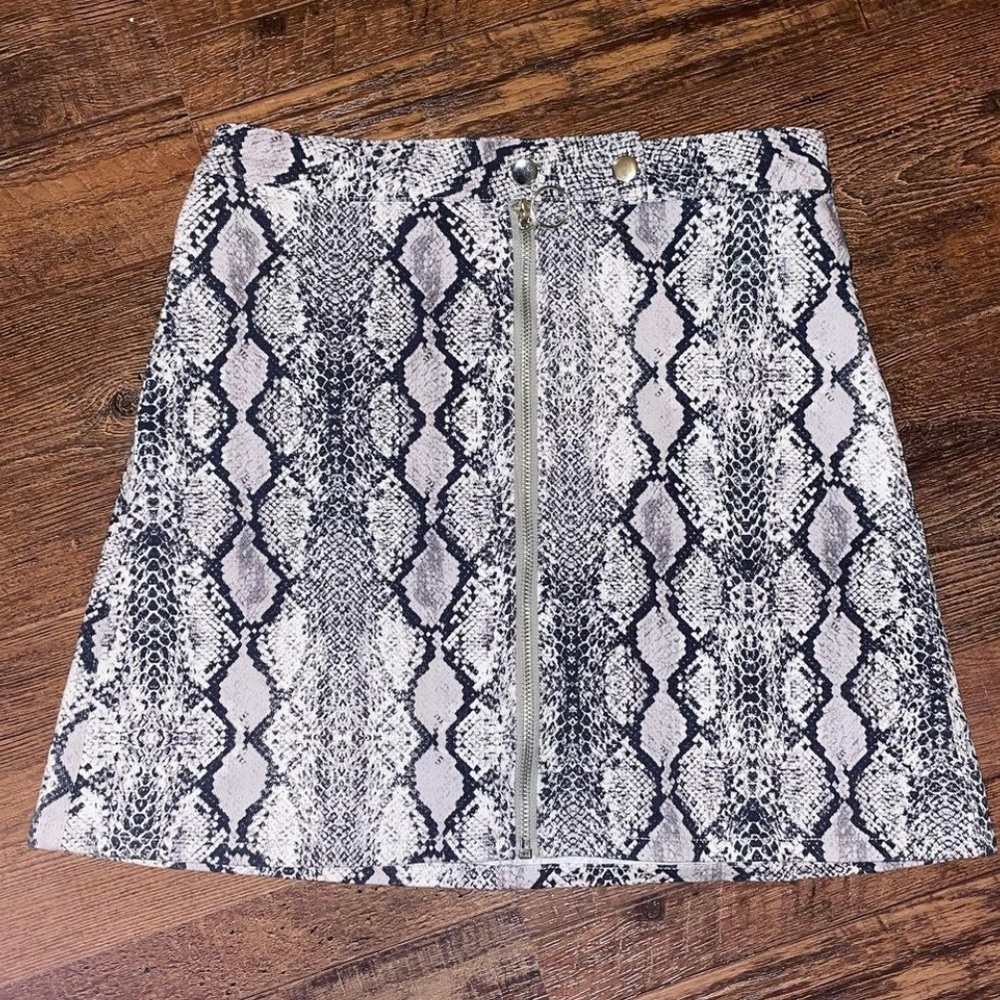 Alterd State skirt